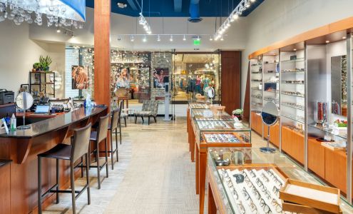 InVision Distinctive Eyewear - Edina