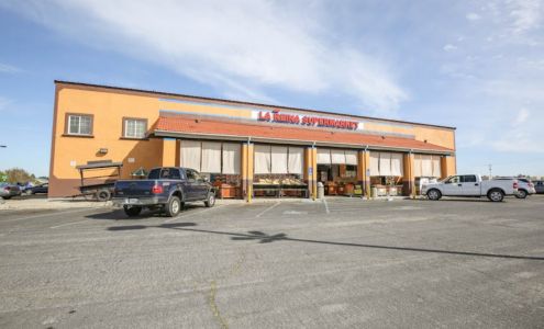 ATM Machine at La Reina Supermarket