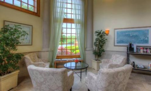 Flowering Almond Spa