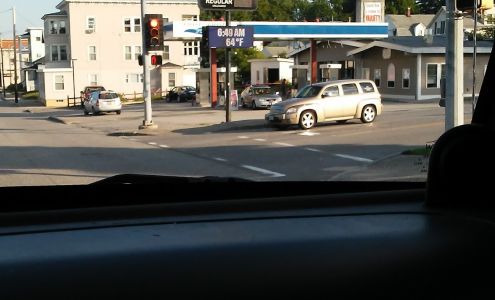 South Avenue Lisbon St Variety