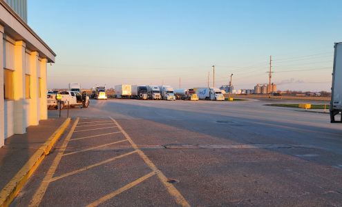 Highway 34 Truck Stop