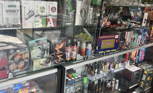 HookaMania / U-haul Neighborhood Dealer