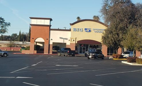 Big 5 Sporting Goods