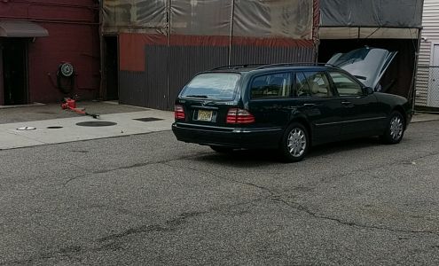 Tom Siracusa's Highwood Service