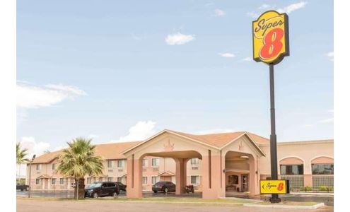 Super 8 by Wyndham Deming NM