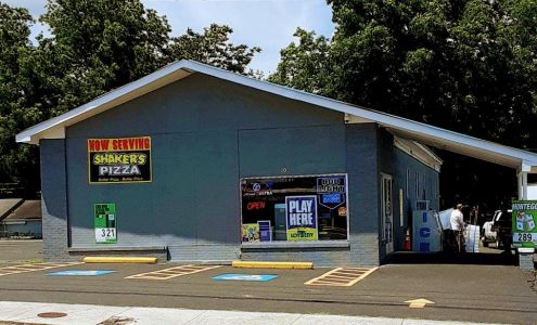 Kum-N-Go market McMinnville