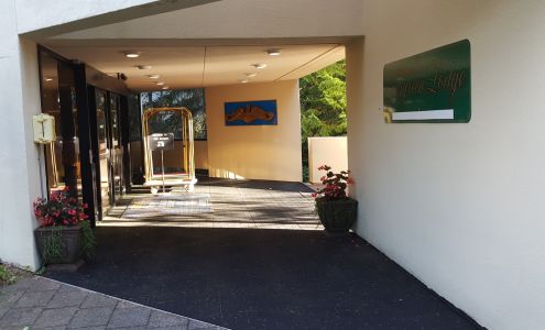 Navy Gateway Inns & Suites