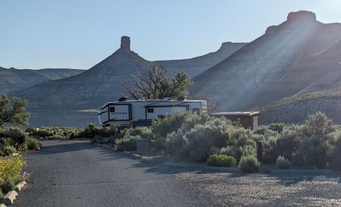 Firehole Canyon Campground McKinnon