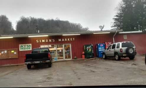 Simons Market Pine Grove