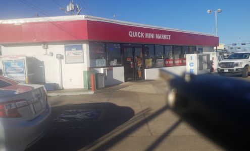 Quick Mini Market Giddings