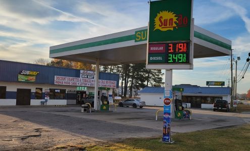 Moes Mini Mart Pembroke