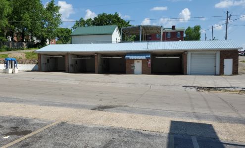 Red Bird Car Wash De Soto