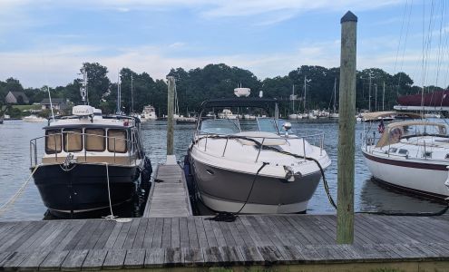 Urbanna Boatyard & Marina Urbanna