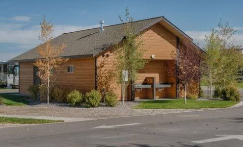 Yellowstone Grizzly RV Park West Yellowstone