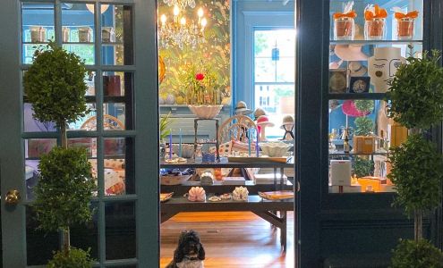 The Shop Around the Corner Stockbridge