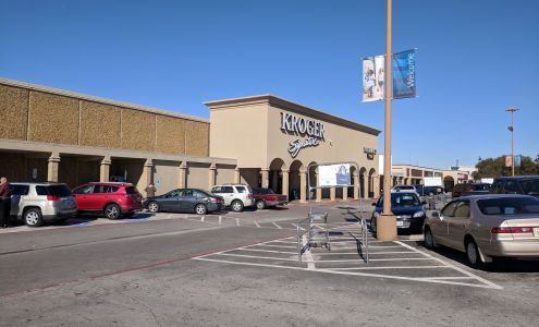 Kroger Plaza