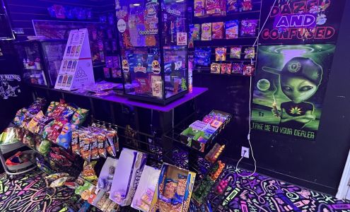 Zaza Stop N Shop Snack Mart