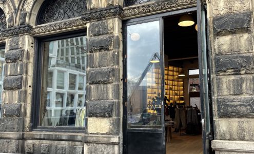Pilgrim Surf + Supply