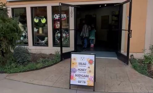 Savannah Bee Company, Pigeon Forge | The Island