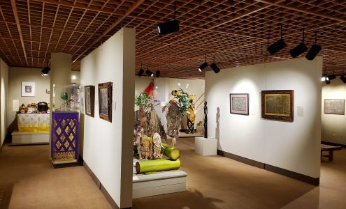 East-West Center Gallery