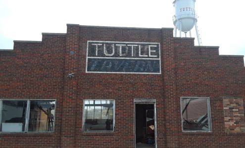 Tuttle Country Store Tuttle