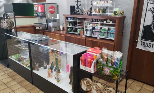 Deez Vibez/ Deez Medz (formerly One Stop Smoke Shop)