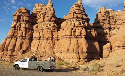 Desert Wrench Tires & Service LLC Green River