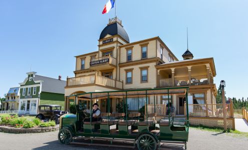 Hôtel Château Albert Bertrand
