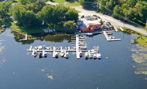 Emerald Isle Marina & Resort Ennismore