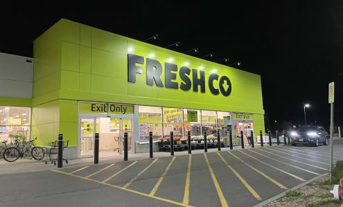 FreshCo Strandherd & Cresthaven