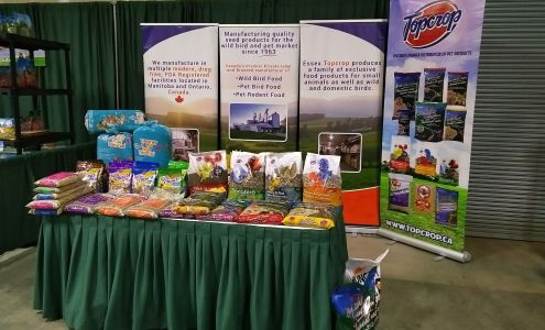 Leis Pet Distributing Inc 1315 Hutchison Rd, Wellesley Ontario N0B 2T0