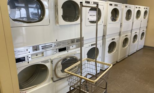 Buanderie libre-service - Buanderette (La) 267 Chem. Principal, Cap-aux-Meules Quebec G4T 1R8