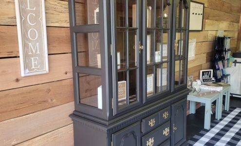 Farmland Charm Boutique and Consignment Jay