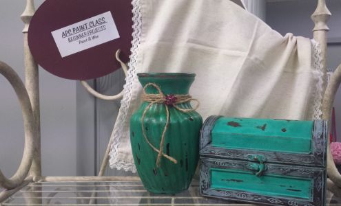 Mane-Tain Hair Lounge & Gift Shoppe 105 Ellice St, Rocanville Saskatchewan S0A 3L0