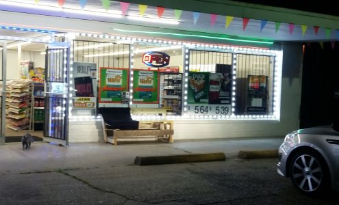 Hometown Tobacco Warren