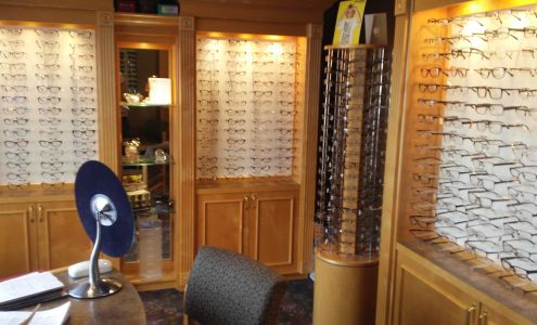 Gossage Eye Institute and Optical 50 W Carleton Rd, Hillsdale Michigan 49242