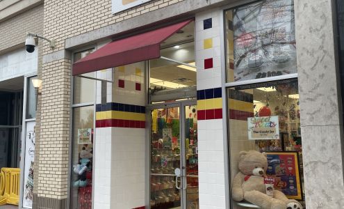 Sweet Treats The Candy Jar -Rogers Ar.