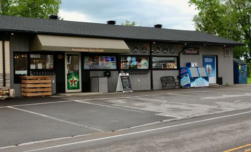 Le Dépanneur - Accommodation Marie-Claude inc. Saint-raymond