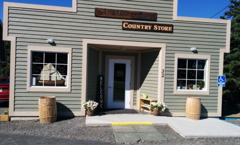 The Inside Scoop icecream and candy store New Harbour