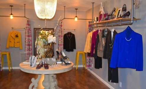 Dress for Success Sioux Falls