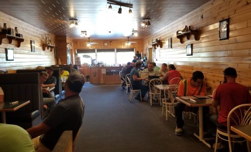 Hotel 105 Bar & Grill Ear Falls