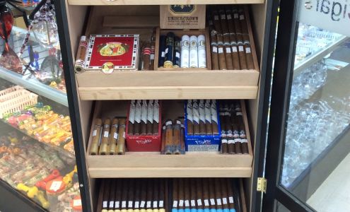 Smooth leaf tobacco ( Smoke Shop + Vape shop & Accessorie)