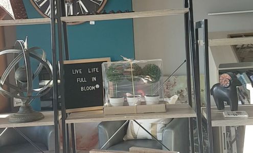 Hyde Park Paint & Paper