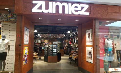 Zumiez