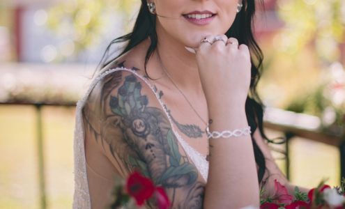 Pretty Portrait Studio