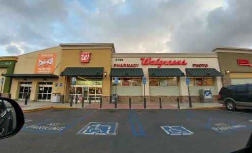 Walgreens Lakeside