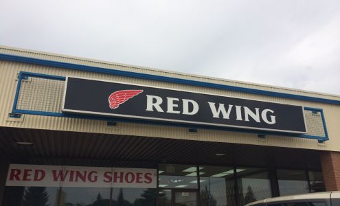 Reddhart Workwear Medicine Hat