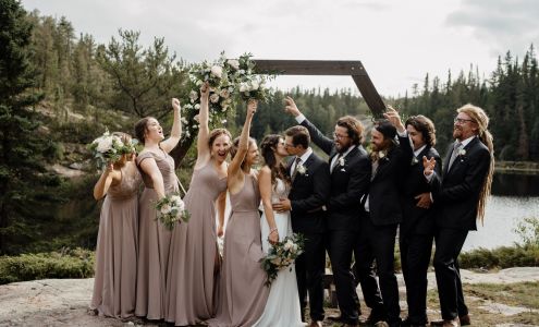 Hannah Francis Photography 2592 ON-17, Kenora Ontario P9N 1Z9