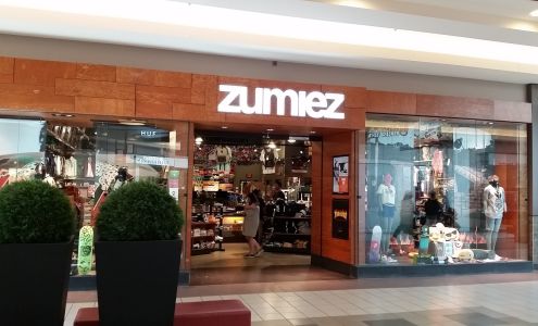 Zumiez