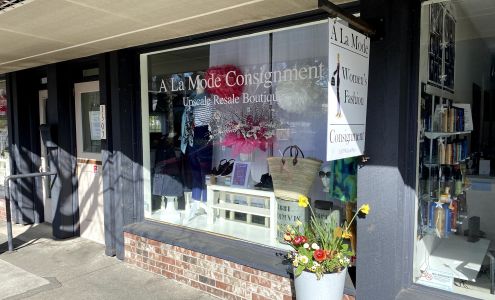 A La Mode Consignment Upscale Resale Boutique
